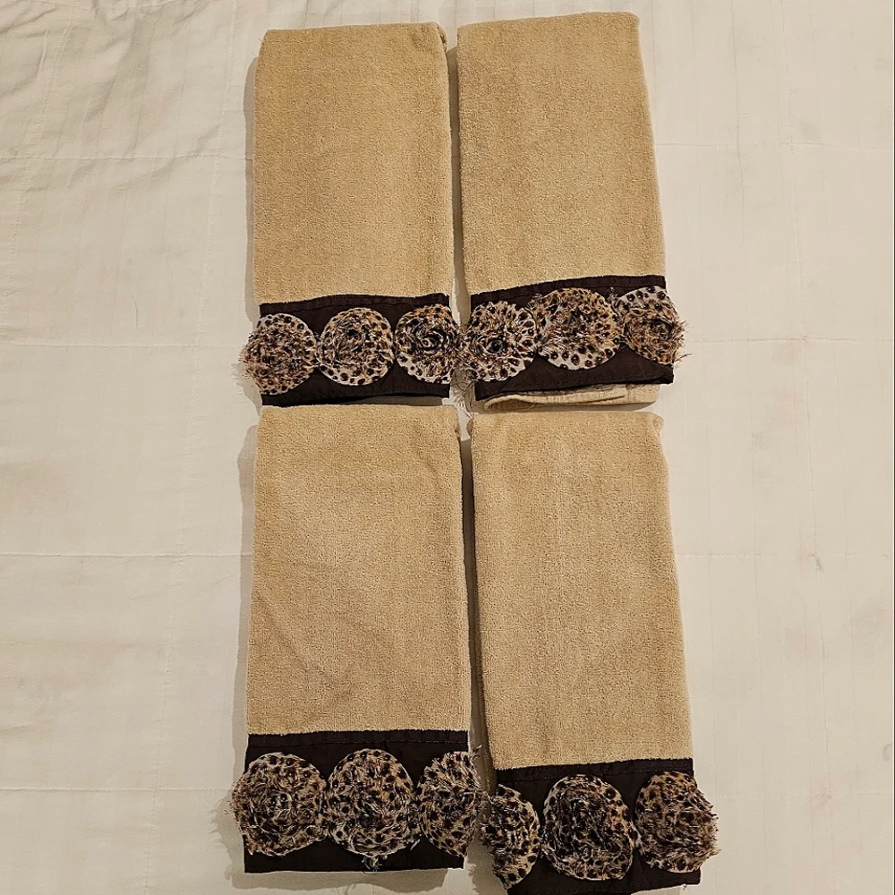 10 towels - 6 Fingertip Towels & 4 Hand Towels 100% Cotton New without t…